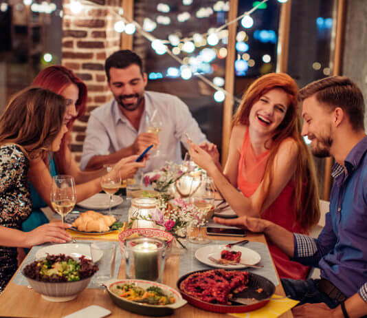 Waarom samen eten gezonder is
