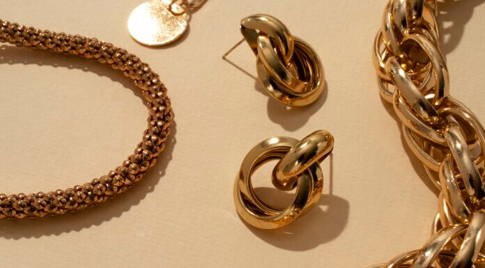 Hoe gouden sieraden proper maken, lees het hier Gouden juwelen schoonmaken